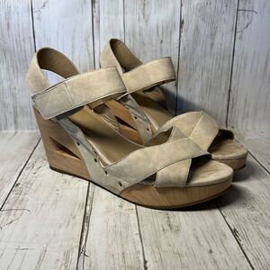 Eileen Fisher Beige Leather Wooden‎ Wedge Studded Platform Heels size 10